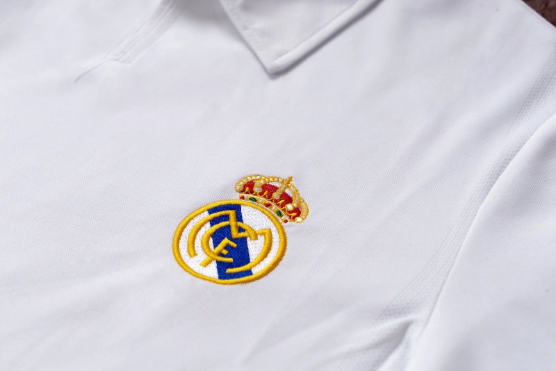 RETRO 01/02 Real Madrid Home Champion League Jersey (No Sponsor)