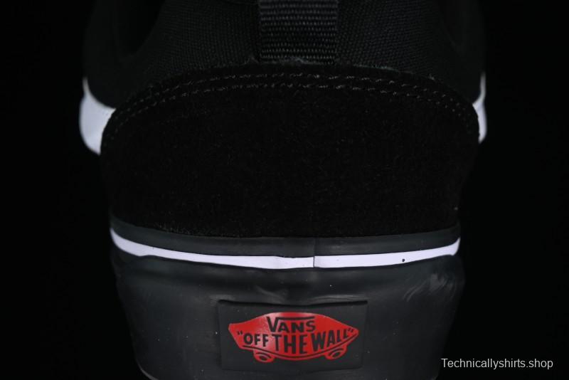 Vans Classics Knu Skool Retro Skate Shoes with Thickened Tongue and Oversized Toe - VN0009QCB9P