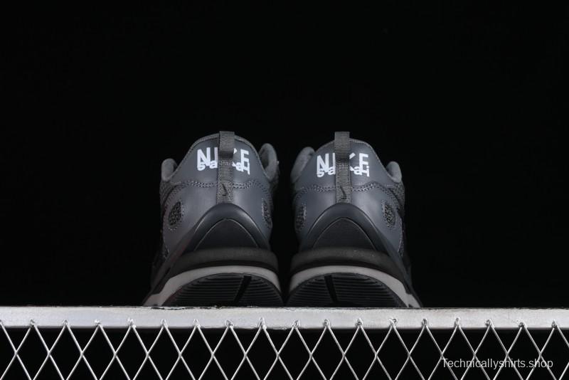 Nike Sacai VaporWaffle 3.0 Fashion-Forward Casual Sneakers - CV1363-105