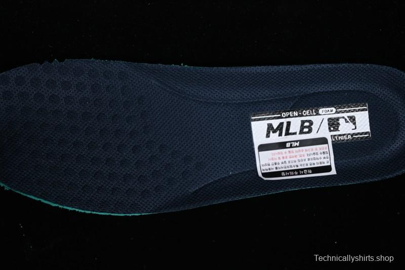 MLB Chunky Liner Basic New York Yankees Thick Sole Casual Sneakers with 6cm Height Increase - 3ASXCBO3N07NYD