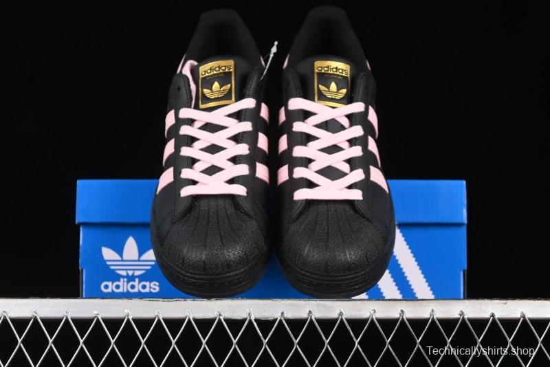 Adidas Superstar EG4959 Casual Sneakers with Shell Toe Design