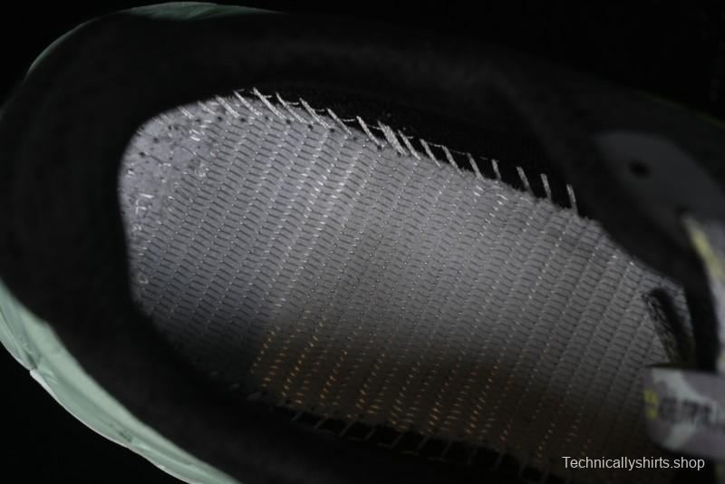 New Balance Fresh Foam X More V3TDS Low-Top Running Shoes with Durable Anti-Slip Design - MTMORCD3