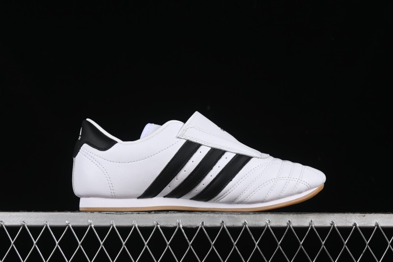 Adidas Originals Taekwondo JQ4774 Low-Top Training Shoes for Comfortable Non-Slip Workouts
