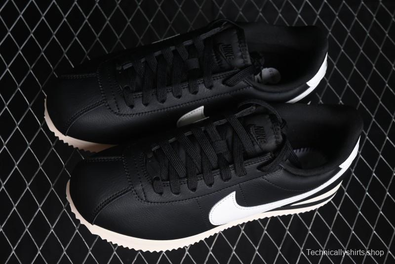Nike Classic Cortez Leather Retro Running Shoes - FB6877-001