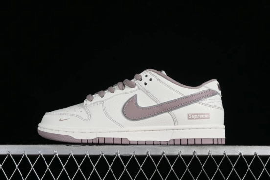 Nike Supreme SB Dunk Low Custom High-End Casual Skateboarding Shoes with Light Pink Colorway - RM2308-331