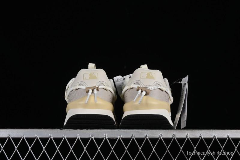 New York Yankees Chunky Runner Lace Lightweight Casual Sneakers - 3ARNCRA4N43BGS