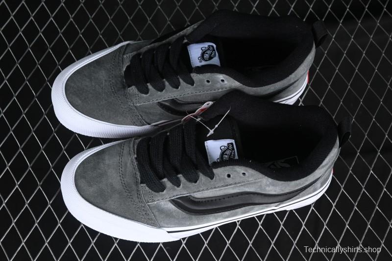 Vans Knu Skool Low-Top Retro Casual Vulcanized Sneakers in Grey Black - VN0009QCBDS