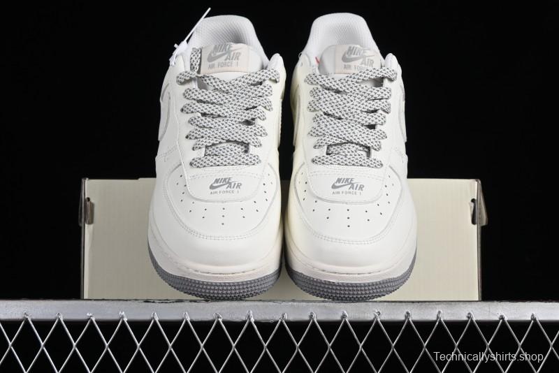 Nike Air Force 1 '07 Low Casual Sneakers with 3M Reflective Details and Full-Length Air Cushion - CJ1379-603