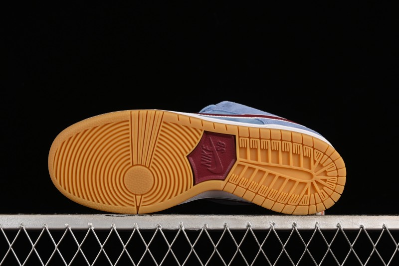 Nike SB Dunk Low "Phillies" Suede Casual Skate Shoes - DQ4040-400