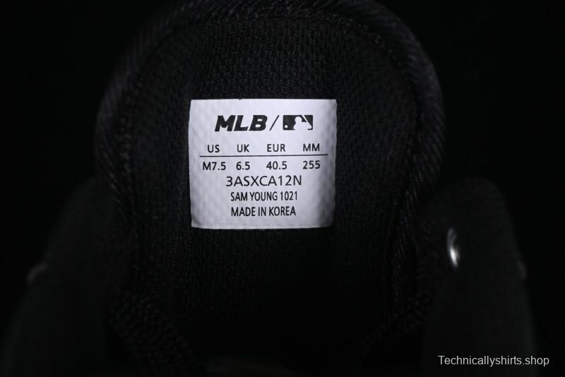 NY Yankees Black & Neon Green Sneakers - Classic Streetwear Style