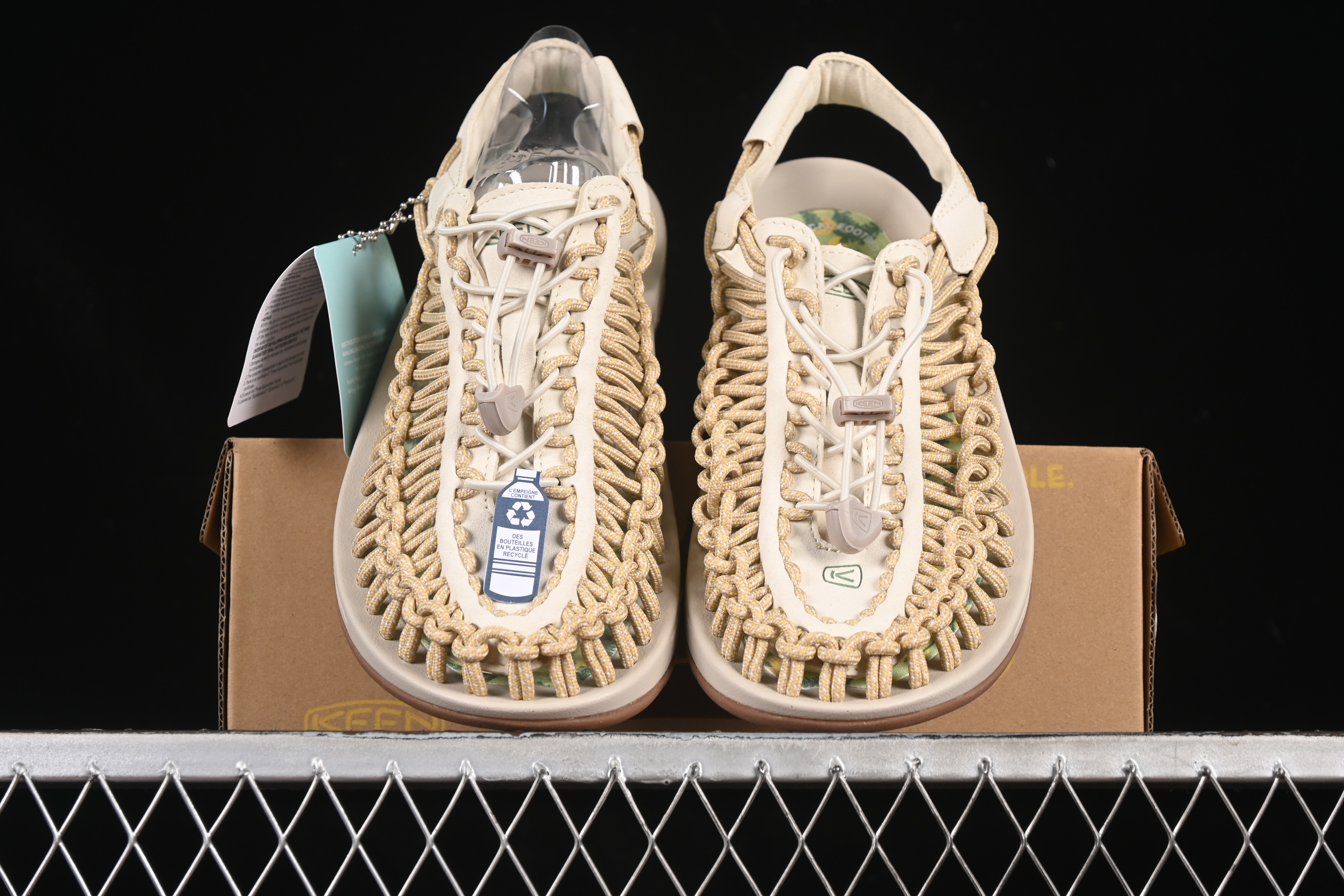 Keen Uneek Flat-M Woven Elastic Strap Casual Outdoor Water Sandals for Hiking and Wading - 1025169 MIMOSA
