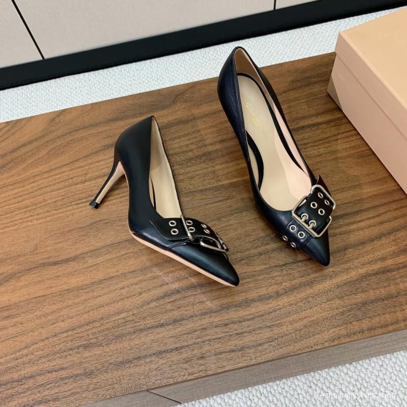 2025 Women Gianvito Rossi Black Leather Pointed Toe Buckle Pumps KFY00300