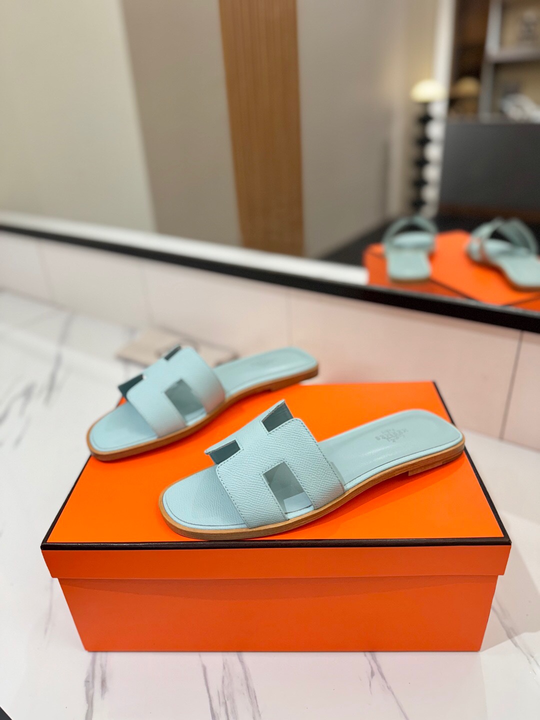 2025 Women Hermès Light Blue Leather Slippers