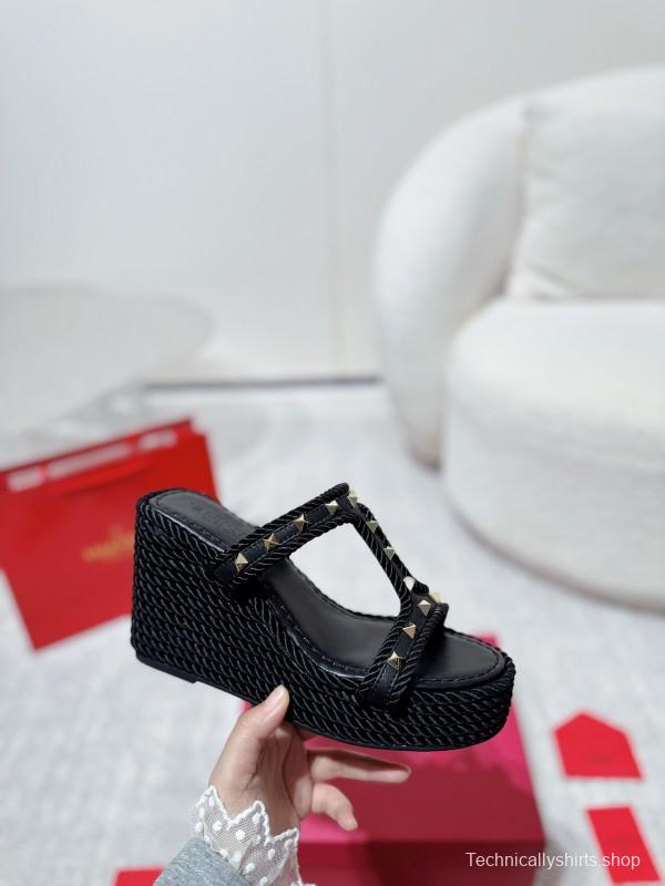 2025 Women Valentino Black Leather Wedge Sandals Studded LY00290