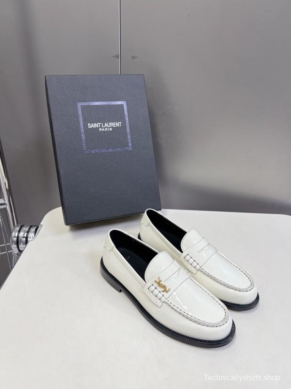 2025 Women Yves Saint Laurent White Leather Loafer KFY00350