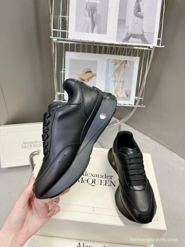 2024 Unisex Alexander McQueen Black Leather Sneaker Seal Logo MJ00370