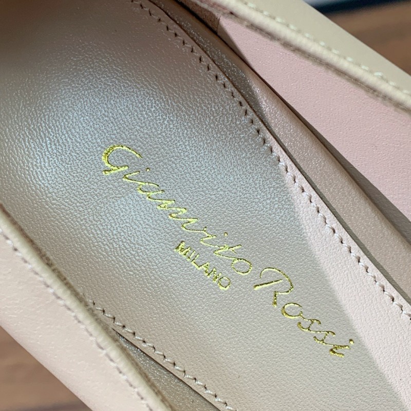 2025 Women Gianvito Rossi Cream Leather Pumps Buckle KFY00300