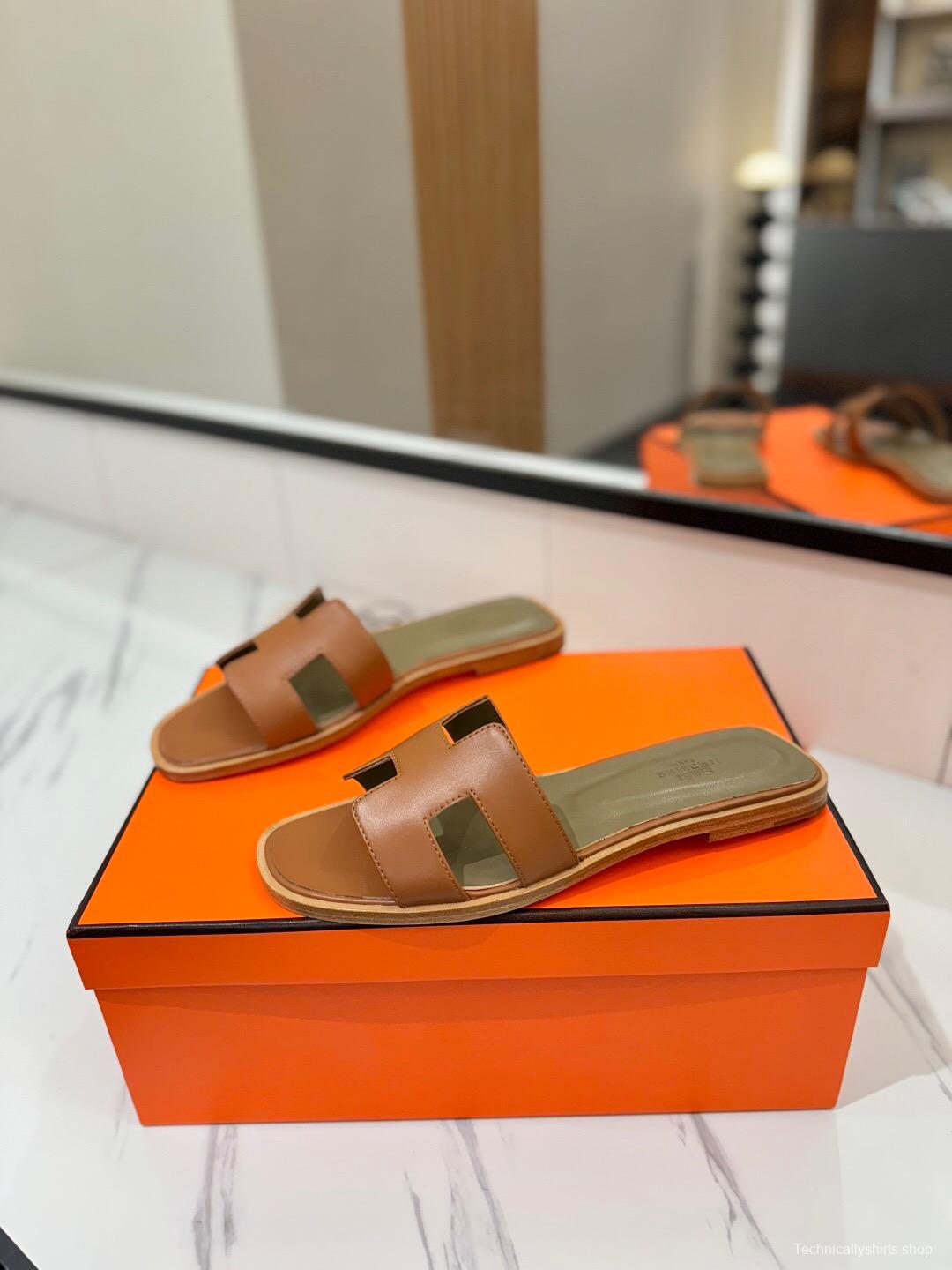 2025 Women Hermès Brown Leather Slippers