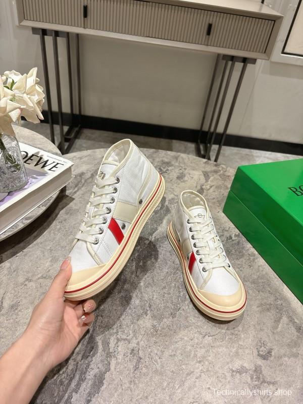 2025 Unisex Bottega Veneta White Red Canvas Lambskin Sneakers Hand Painted KFY00260(F/M)