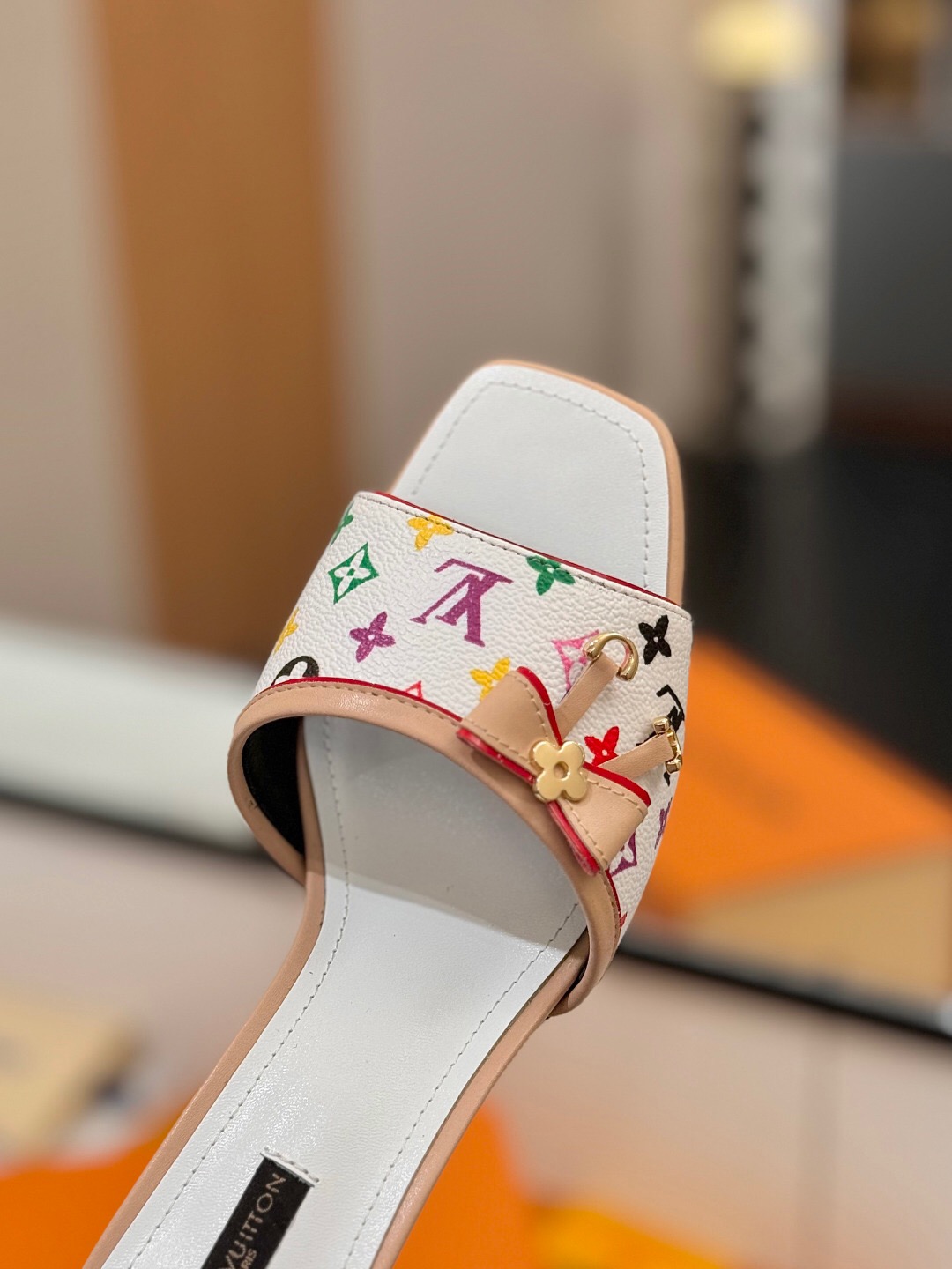 2025 Women Louis Vuitton White Multicolor Leather Sandals