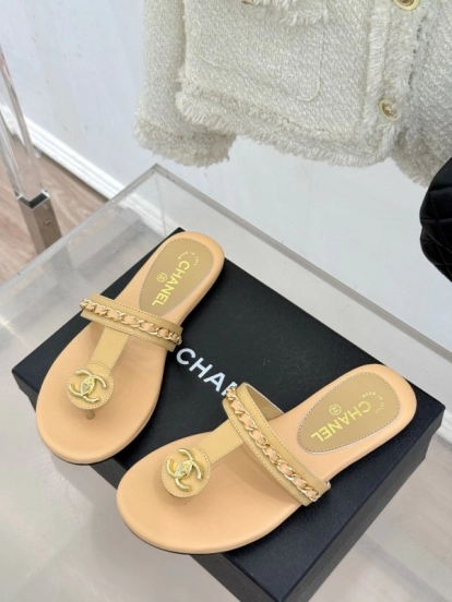 2025 Women Chanel Beige Lambskin Chain Toe Post Sandals KFY00250