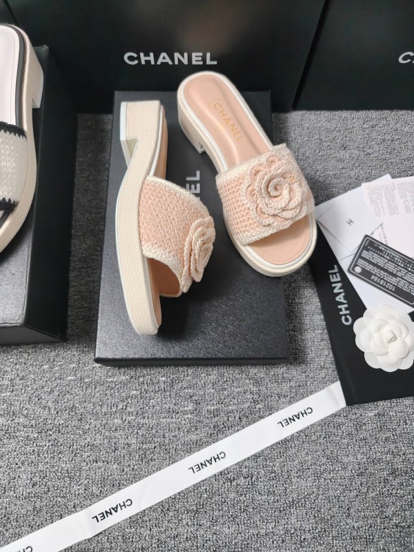2025 Women Chanel Beige Fabric Slippers CC Logo LY00000