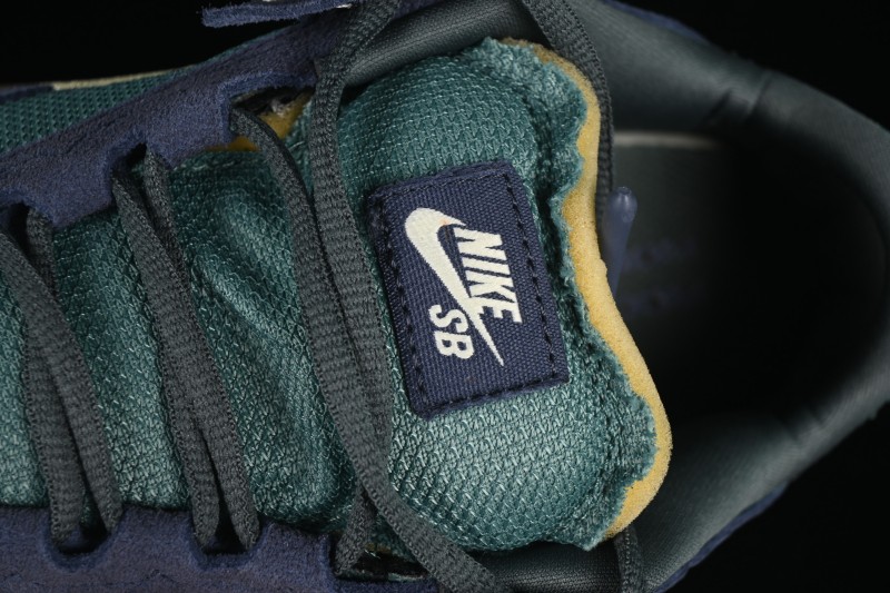 Nike SB Day One Low Casual Skate Shoes - FN4210-401