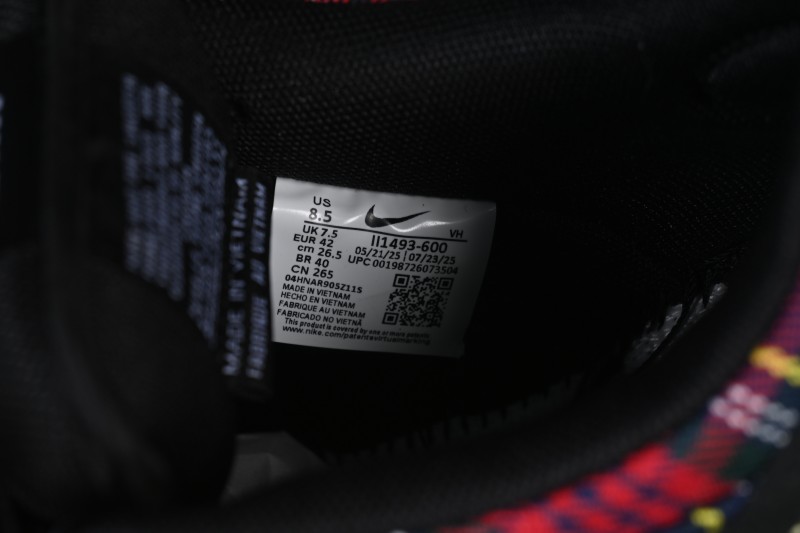 Nike SB Dunk Low Nardwuar Collaboration Scottish Plaid Low-Top Casual Skate Shoes - II1493-600