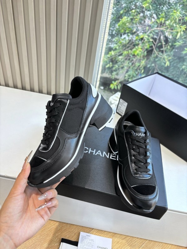 Chanel 2025 SS New Arrival High-Heel Two-Tone Casual Sneakers - KFY00320