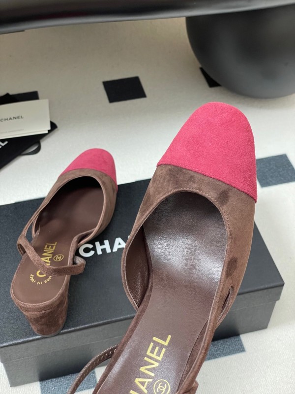 Chanel Sling-back Two-tone Suede Slingback Sandals Flat/Block Heel - KFY00280