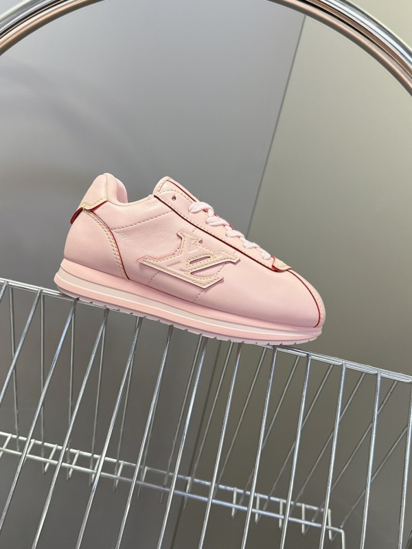 Louis Vuitton 2025 SS Pharrell Williams Collaboration Thick Sole Sneakers Retro Running Shoes - KFY00380