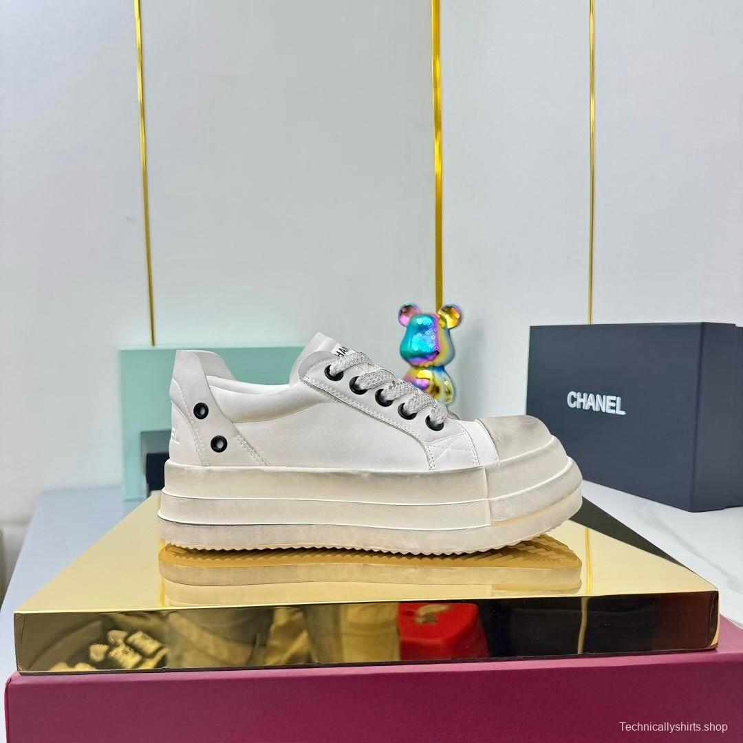 Chanel 2025 SS Classic Panda Dirty Sneakers Bread Shoes - LY00330