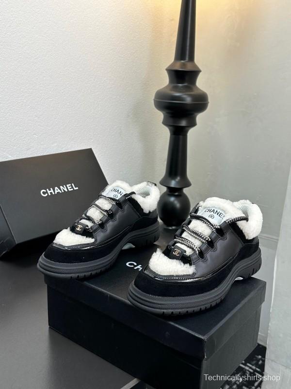 Chanel Spring/Summer 2025 Runway Thick Sole Sneakers - LY00320