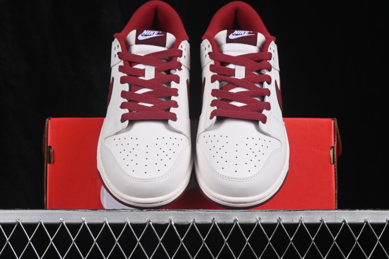 Nike SB Dunk Low White Red Skateboarding Shoes - HF5441-008