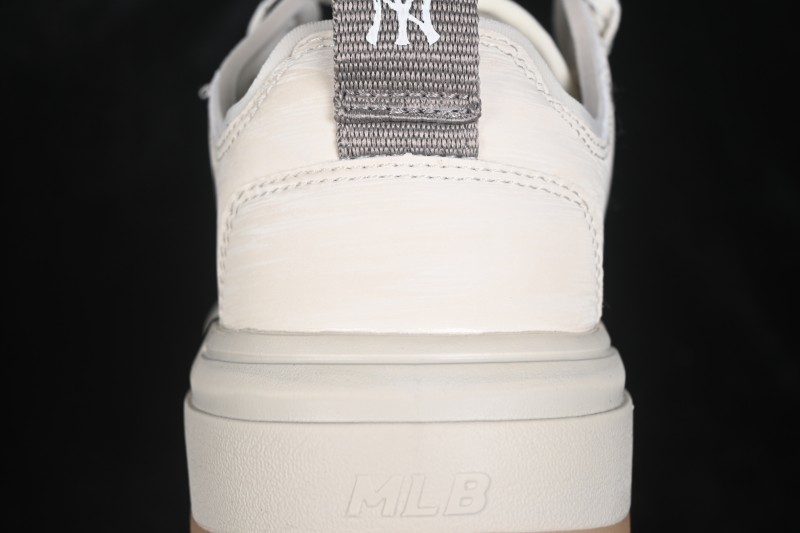NY MLB Chunky Liner Mask Platform Lifestyle Shoes New York Yankees - 3ASDCL26350SAS