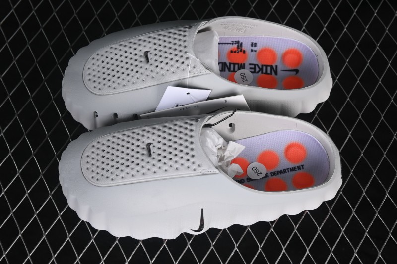 Nike Mind 001 Neuroscience Foot Massage Slippers with Perforated Breathable Upper and 22 Independent Foam Nodes - HQ4307-003