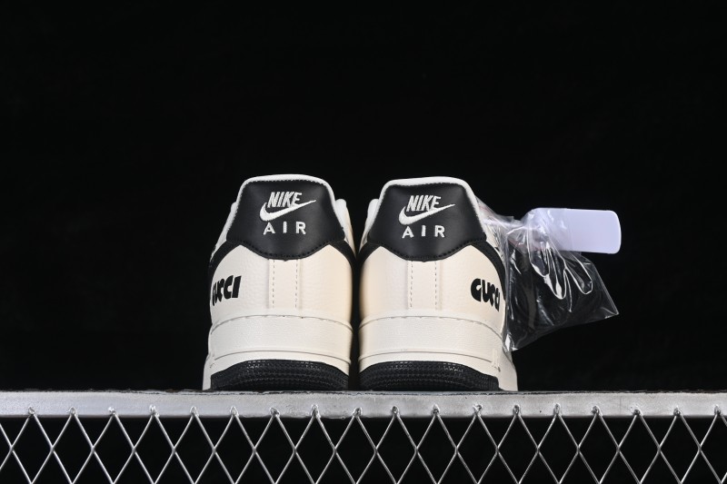 Nike Air Force 1 '07 Low Classic Basketball Sneakers with Cream and Black Color Blocking - LD1999-018