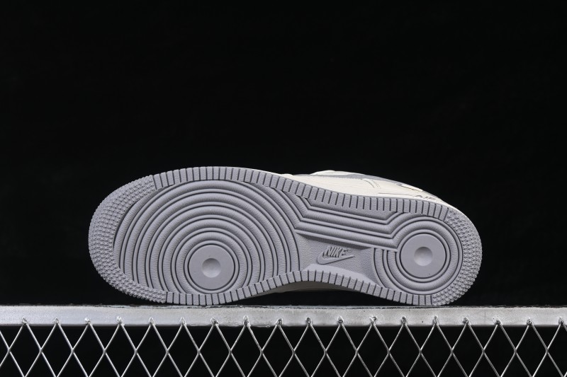 Nike Air Force 1 '07 Low Lifestyle Sneakers with Classic Leather Upper and Cushioned Midsole - SM6668-121
