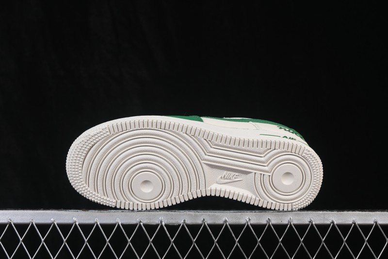 Nike Air Force 1 '07 Low Sneakers with Full-Length Air Cushion - FV3694-111