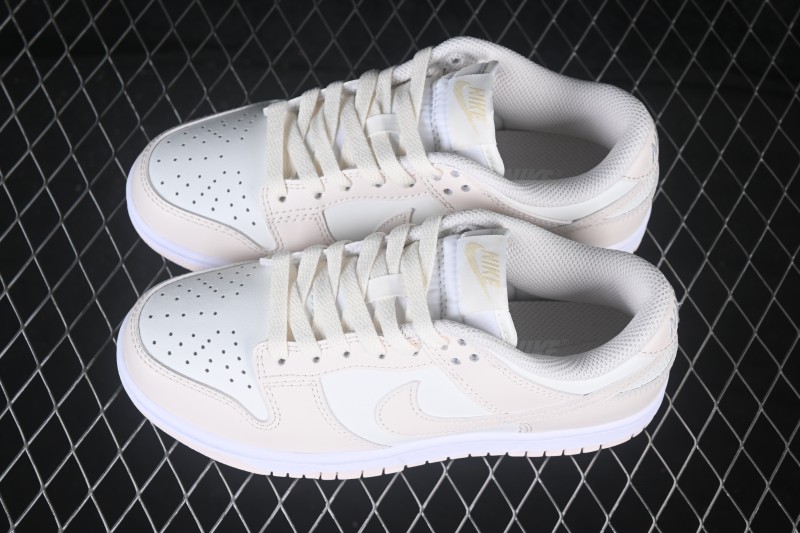 Nike SB Dunk Low Pink Low-Top Skateboarding Shoes - IM6572-105