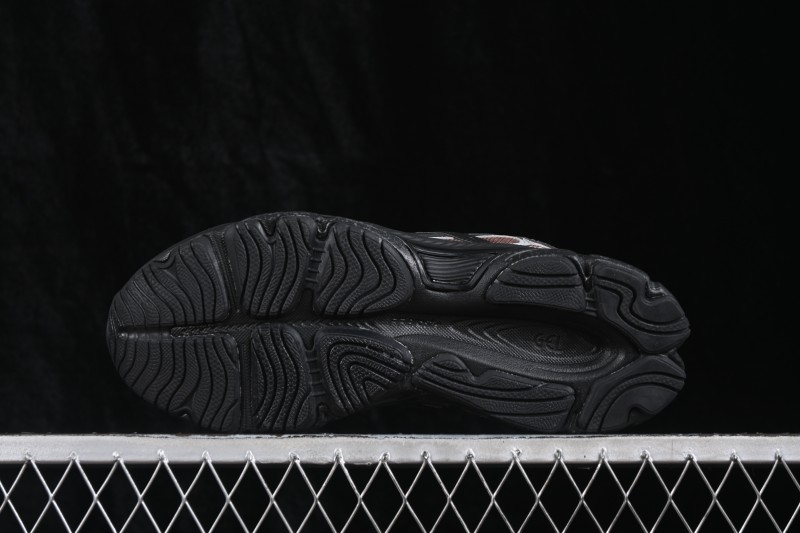 Asics Gel-NYC 2.0 Retro Running Shoes with Breathable Mesh and Suede Upper - 1203A896-200