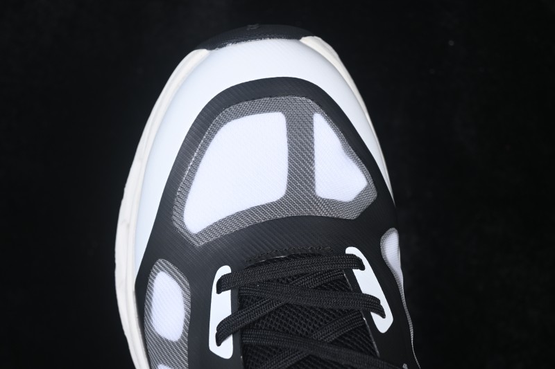 On Cloudtilt Comfortable Anti-Slip Durable Low-Top Casual City Commuting Running Shoes - Black White