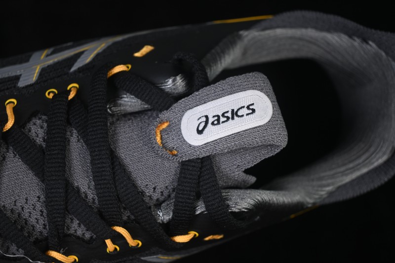 Asics Gel-Nimbus 28 Retro Breathable Casual Running Shoes with Cushioning - 1011C343-001