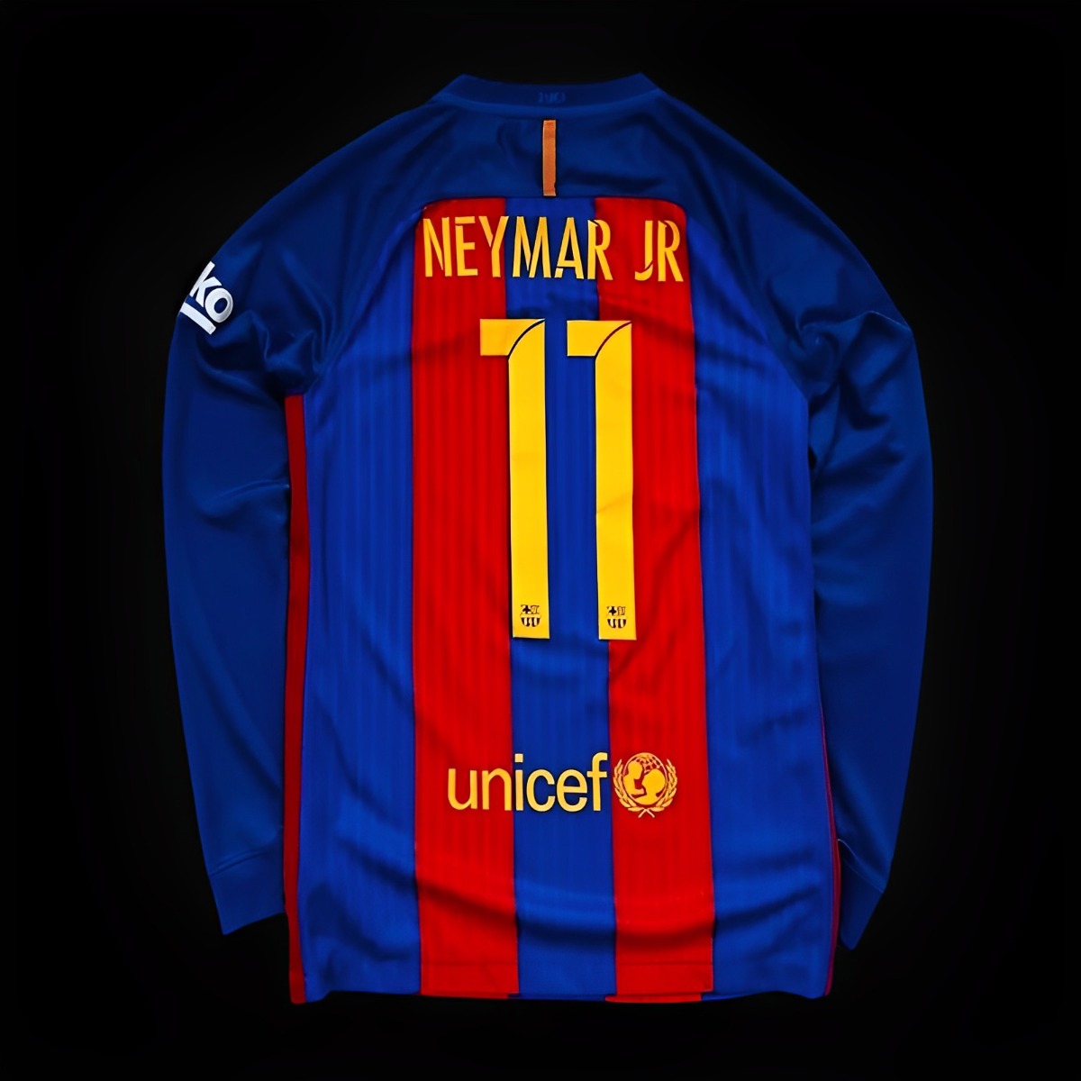 Retro 16/17 Barcelona Home Long Sleeve Jersey