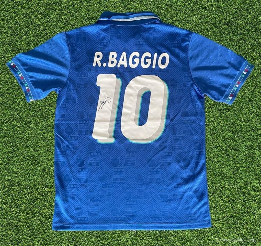 Roberto Baggio Italy Signed