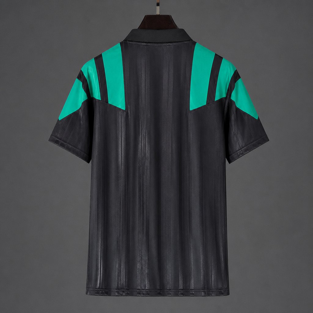 26/27 Liverpool EQT Black Jersey