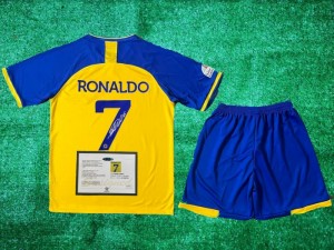 Cristiano Ronaldo Al-Nassr KIDS SIGNED + SHORTS 22/23